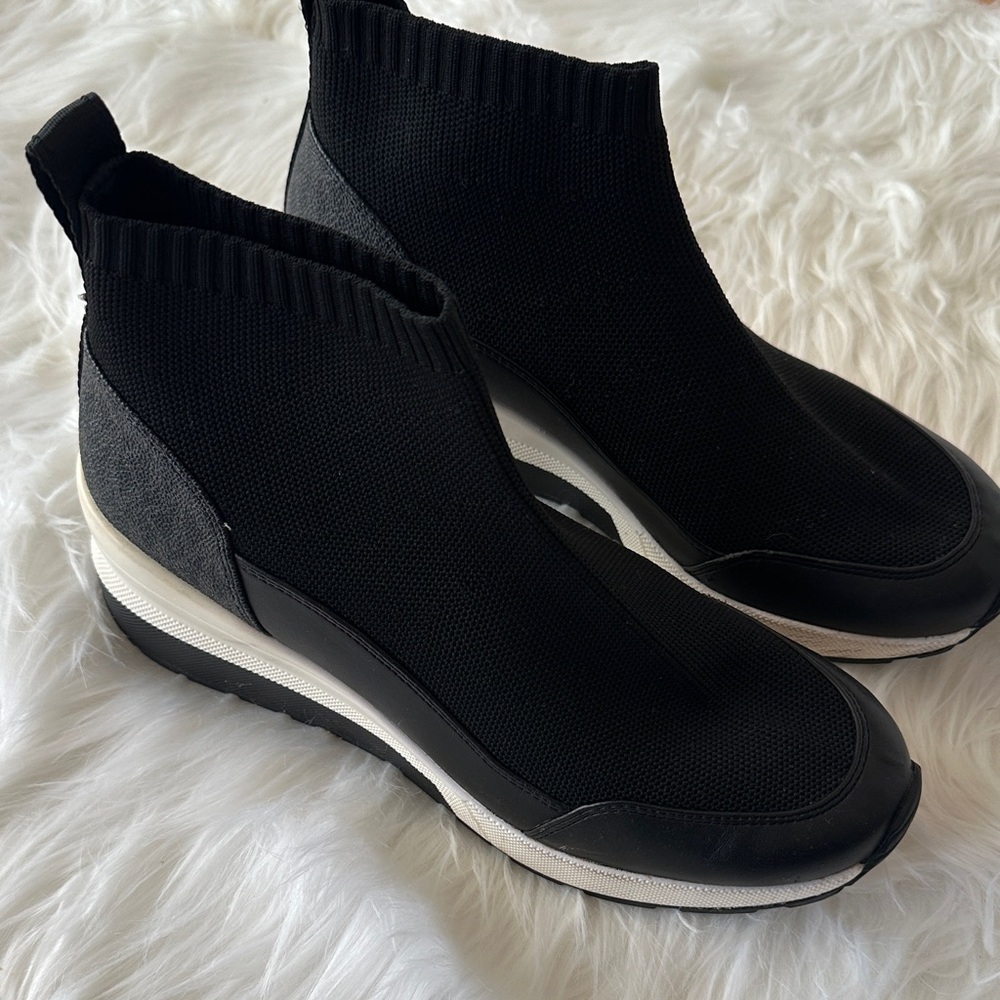 MICHAEL Michael Kors Black and White Women's Sneakers women size 7.5